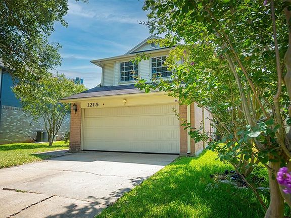 3rd image of 1215 Birchstone Dr