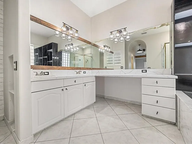 13848 Vista Del Lago Blvd — Photo 17