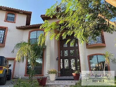 1st image of 2965 Vanessa Dr