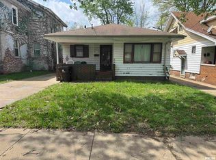 1631 N Dechman Ave, Peoria, IL 61603