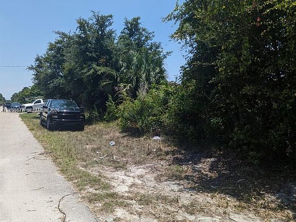 5th image of 3215 52nd St W