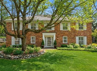 5067 Van Ness Dr, Bloomfield Hills, MI 48302
