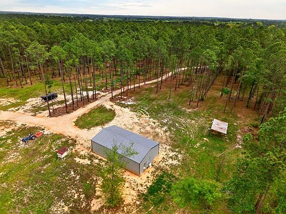2nd image of 705 Pine Grove Rd