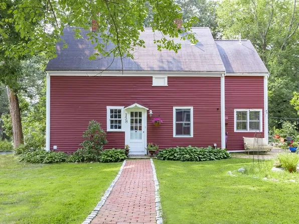 138 Mill St, Westwood, MA 02090