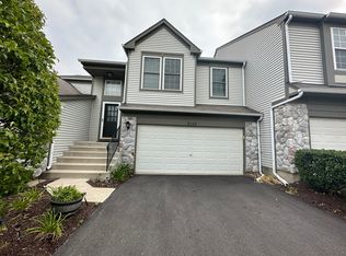 3157 Bromley Ln, Aurora, IL 60502