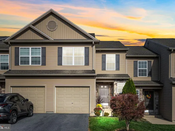 8454 Hamilton St, Hummelstown, PA 17036