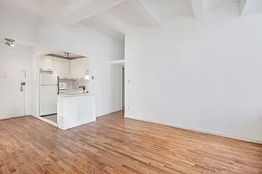 Rented by Nest Seekers International