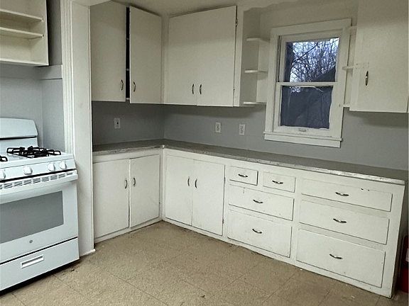 4th image of 119 Neufer Ct