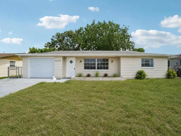 7215 Ivanhoe Dr, Port Richey, FL 34668
