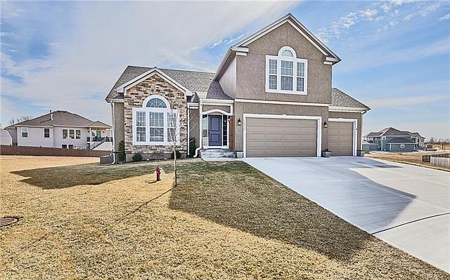 14165 Rockaway Ct Basehor KS 66007 Zillow