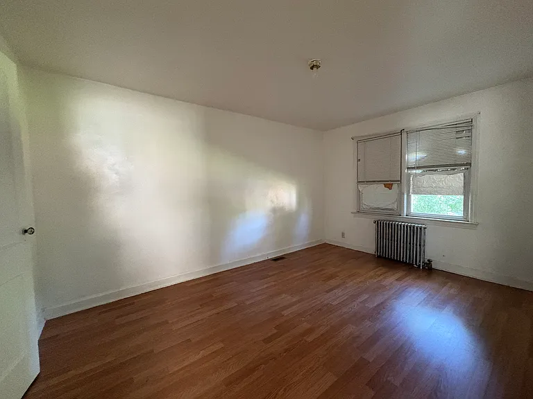 1115 Sheridan Ave #D — Photo 7
