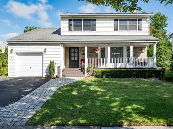 115 Orleans Lane, Jericho, NY 11753