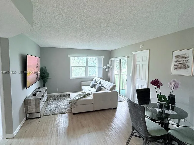 1566 SE Royal Green Cir #203 — Photo 5