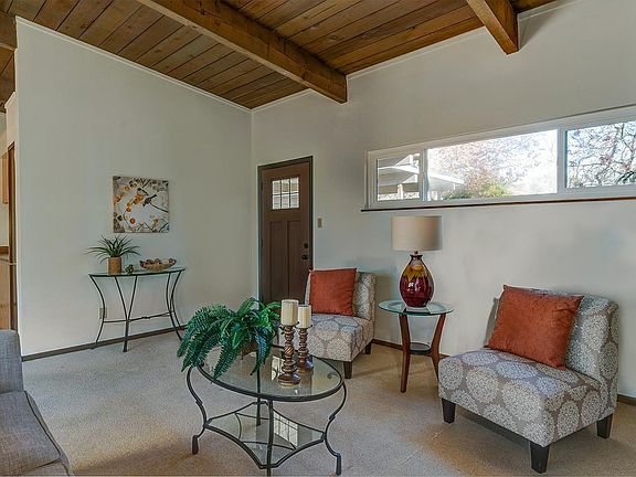 4th image of 1507 Santa Paula Ave