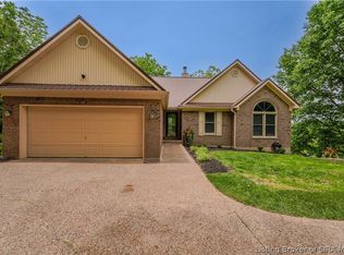 2393 Ridge Crest Dr NE, Lanesville, IN 47136