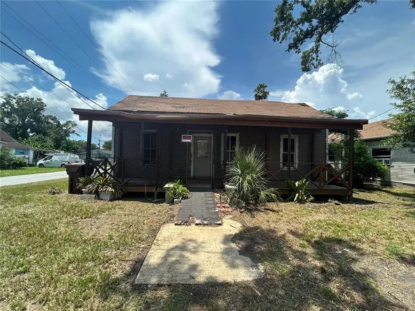 205 NW 8th St, Mulberry, FL 33860