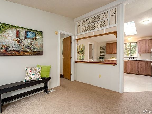 4th image of 27474 Baywood Dr NE