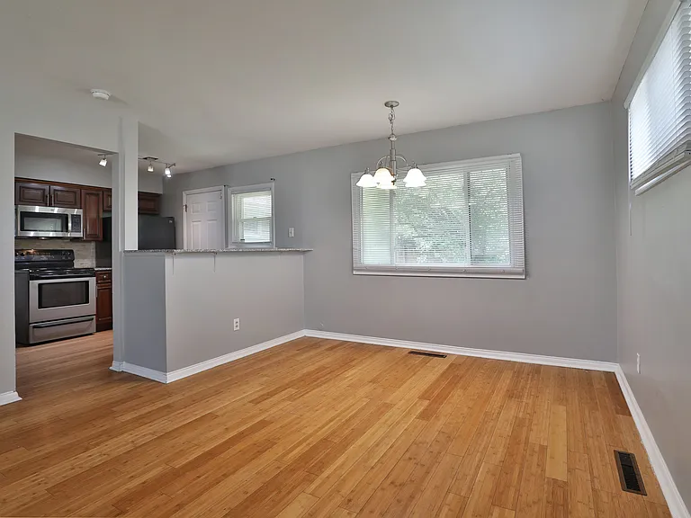 2353 Hanna Dr — Photo 6