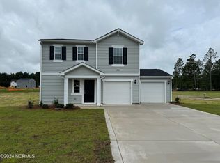 416 Walters Run Dr, Raeford, NC 28376