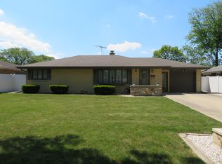1312 Black Rd, Joliet, IL 60435