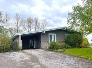 140 Neil Dr, Bathurst, NB E2A3E4