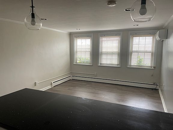 3rd image of 18 West Ave #C2