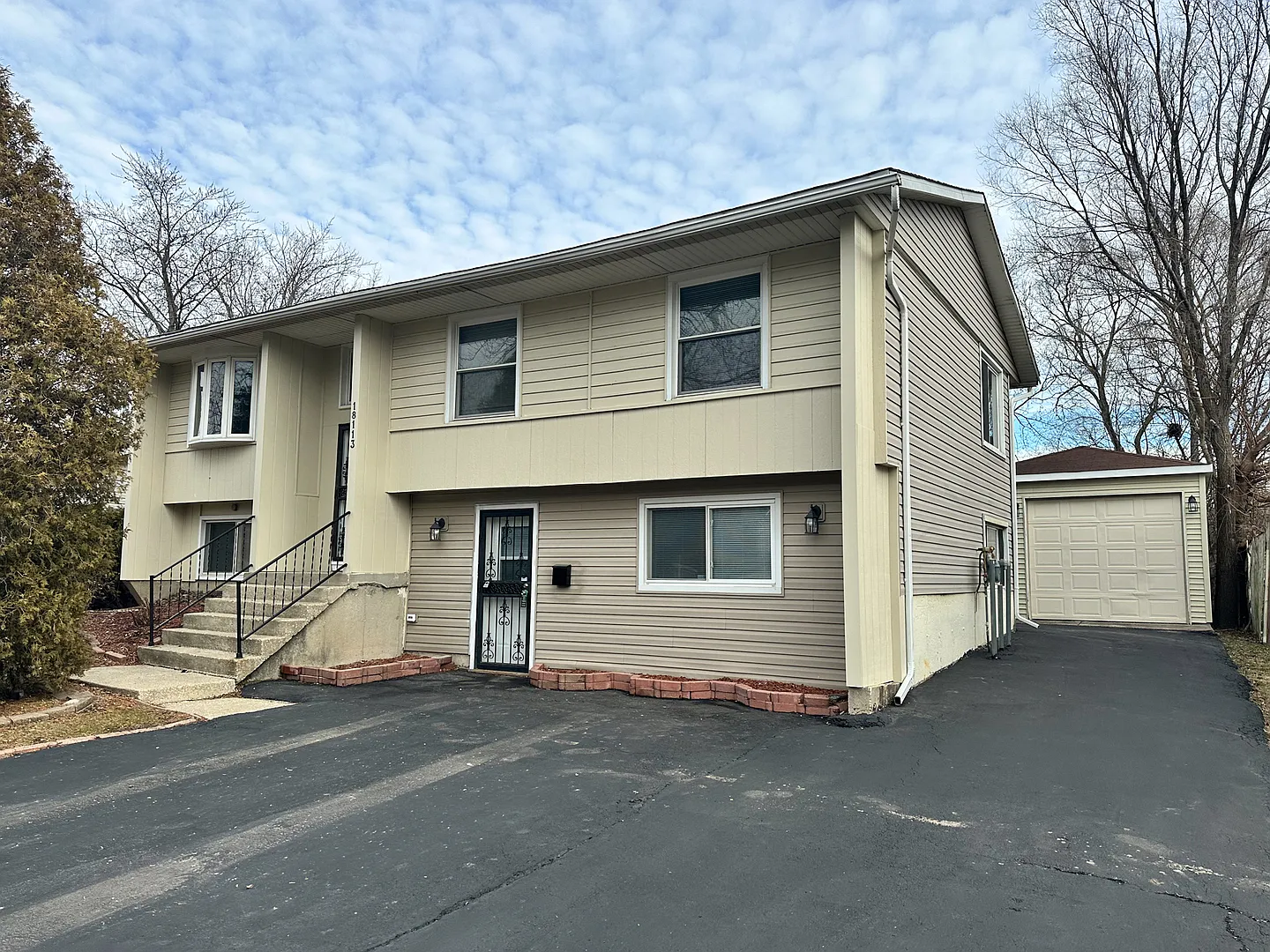 18113 Orleans Dr photo 1