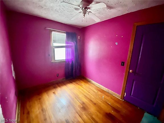 4th image of 1851 Irene Ave NE