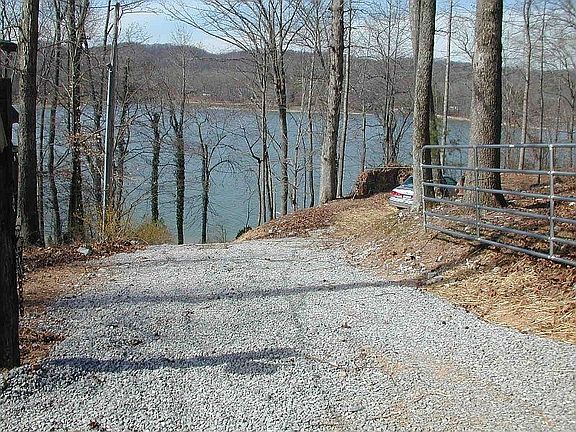 Driveway to waterfront