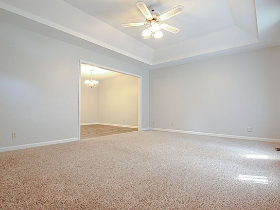 3rd image of 517 Aurelia Lynn Dr