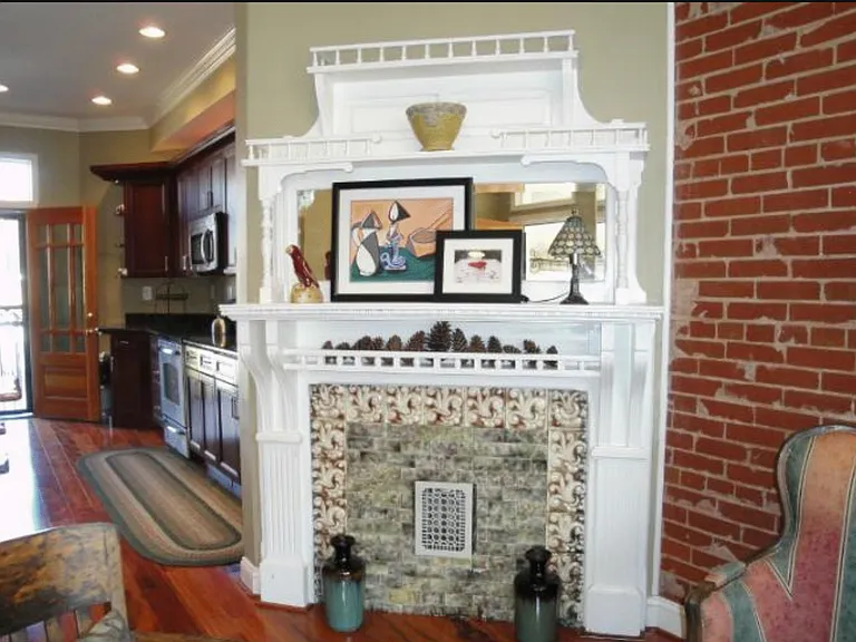 37 R St NW #1 — Photo 4