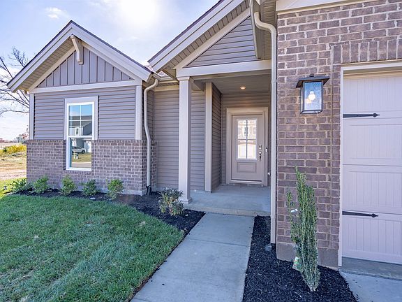 3rd image of 3011 Tipperary Dr