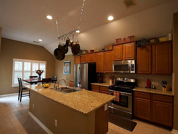 3rd image of 3015 Willow Fork Dr