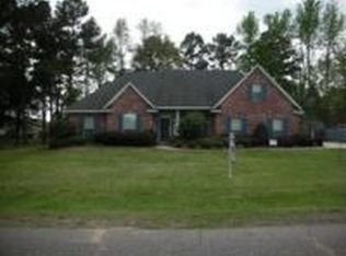 77 Meadow Cv, Haughton, LA 71037