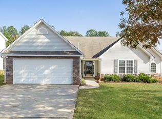 5375 Yellow Pine Dr, McDonough, GA 30252