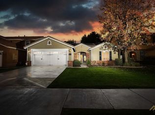 12620 Fallstaff Ln, Bakersfield, CA 93312