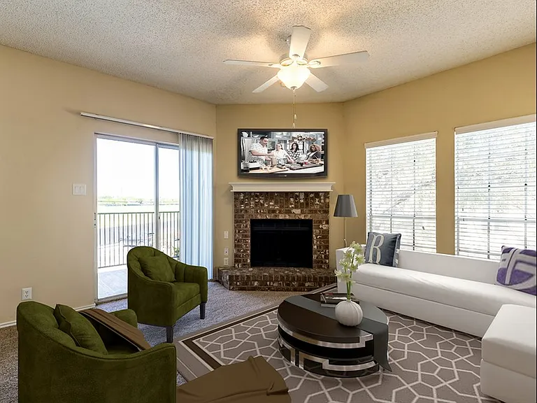 Summer House Apartment Homes — Photo 29