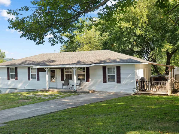 301 Winchester St, Flippin, AR 72634