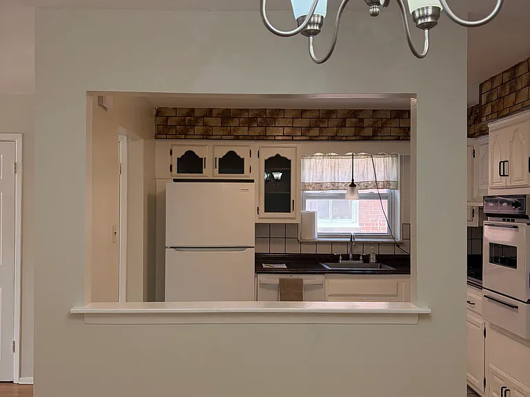 2735 Cropsey Ave #2 — Photo 7