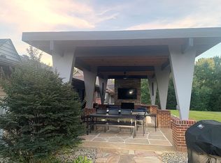 17 Saint Alfred Rd, Saint Louis, MO 63132