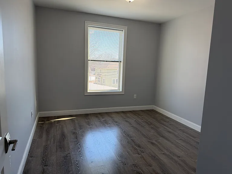 34 Morris St #104 — Photo 7