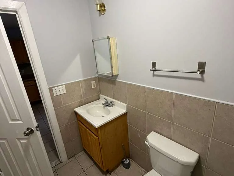 52 Rosa Park #2 — Photo 10