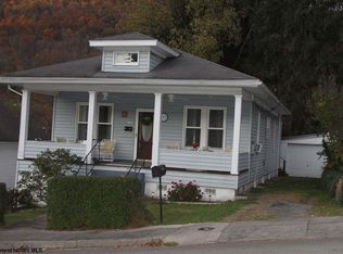 15 Union St, Webster Springs, WV 26288