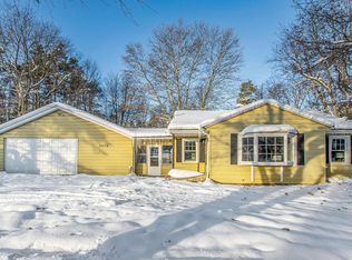 3076 S 11th St, Kalamazoo, MI 49009