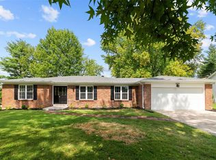 1005 Bridgeport Dr, Ballwin, MO