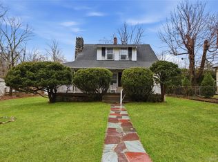 15 W Lake Boulevard, Mahopac, NY 10541