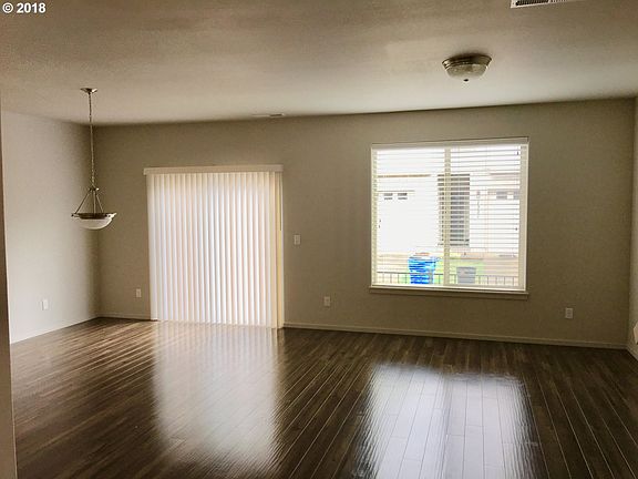 4th image of 1321 NE 82nd Way