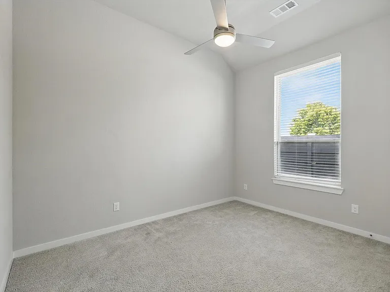 1100 Parkstone Dr — Photo 19