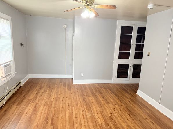 310 E 4th St #1B
