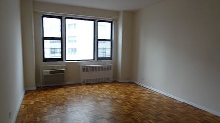 3rd image of 12360 83rd Ave #7T